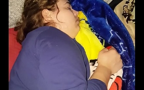 Fucking my hot milf wife while she'_s sleeping