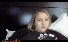 Webcam Blonde Curvy Girl with Wet Pussy - Omegle dare Game