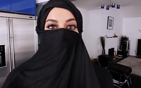 Prexy Arabic Teen Violates Her Religion POV