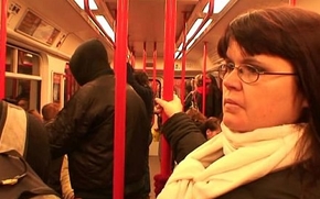 Cadger picks connected with busty mature lady in metro