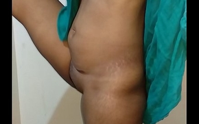 Indian Newly Married Bhabhi Body Massage Just After Bath