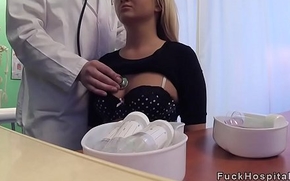 Fake doctor banging hot blonde patient